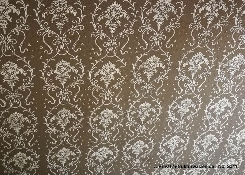pattern roller with fine baroque pattern